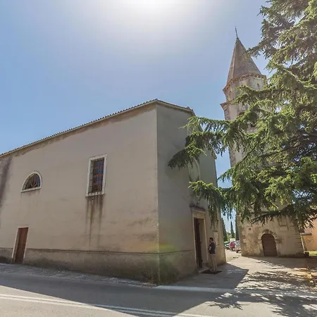 Vikendica Ladici Ii *