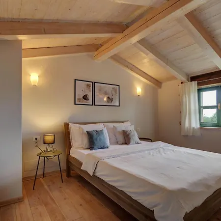 Holiday home Cozy In With Kitchen Kanfanar