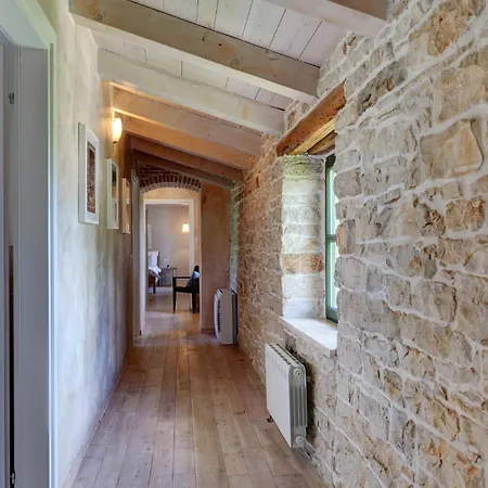 Holiday home Cozy In With Kitchen Kanfanar